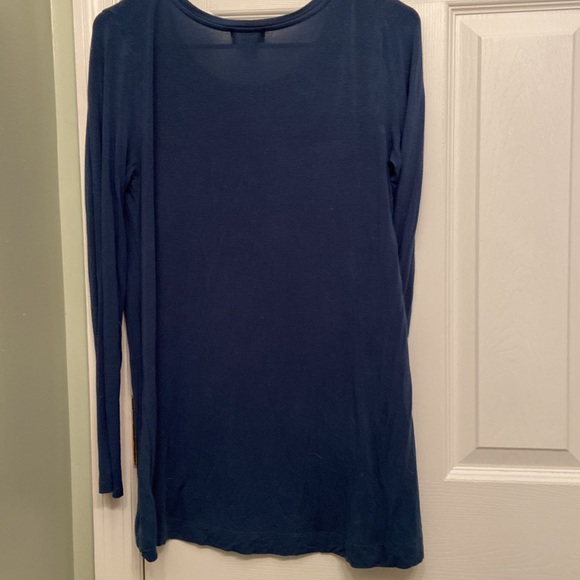 Blue tunic top from old navy. - Picture 3 of 3
